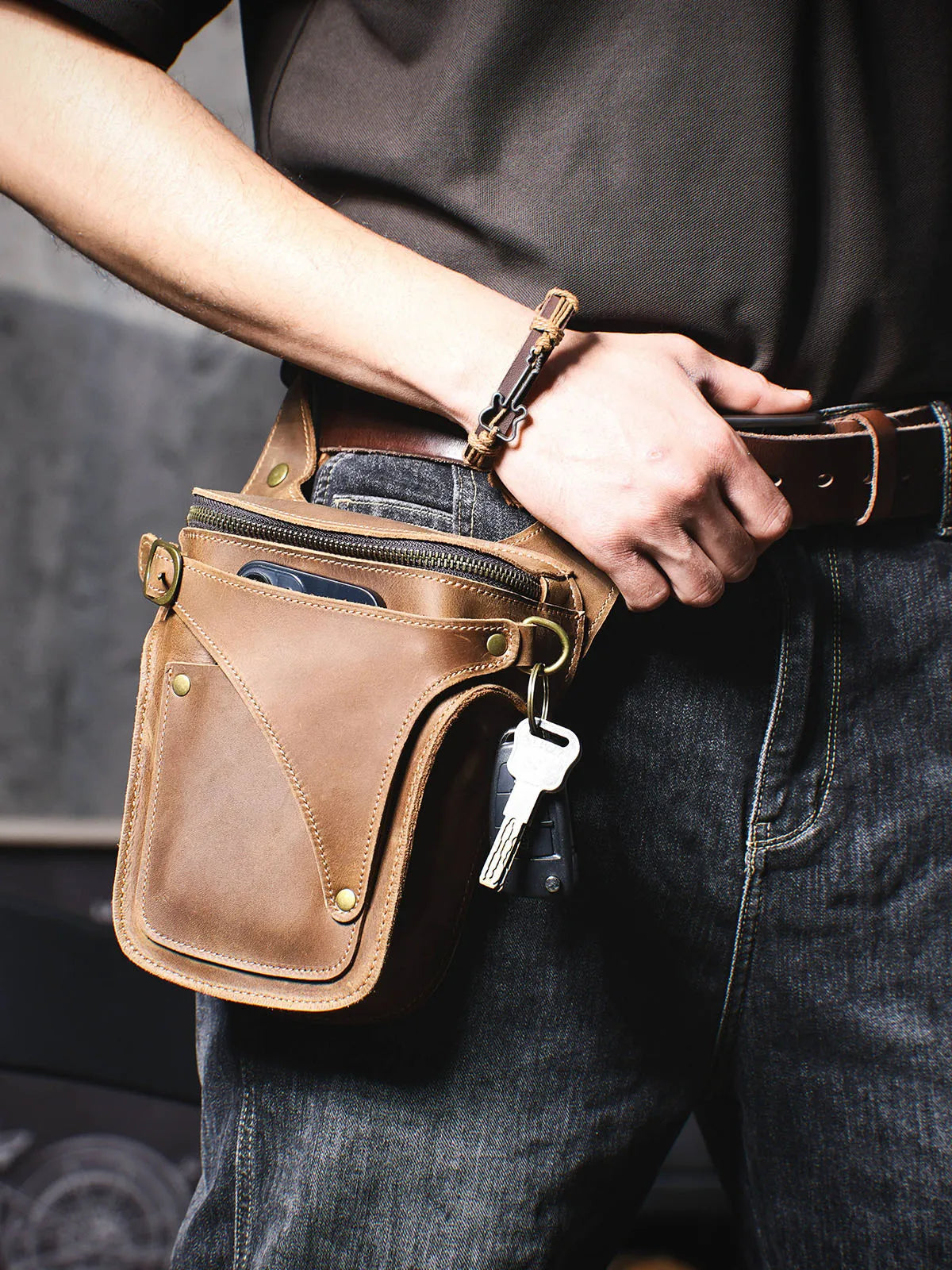 Men's Leather Vintage Belt Bag Multipurpose Tactical Waist Pack Outdoor Travel Motorcycle Bicycle Riding Drop Leg Bag Bum Pack