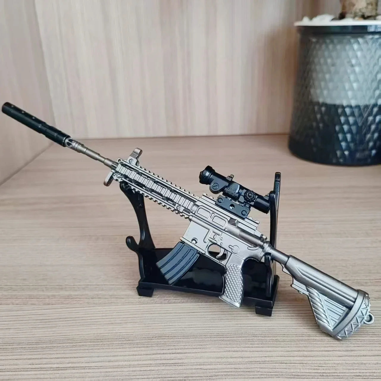 20CM Alloy Mini M416 AUG Rifle Model Pistol PUBG Jedi Toy Gun Fidget Toy Desktop Ornament for Boy Adults Birthday Gift