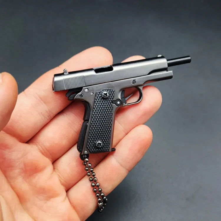 1:3 Alloy M1911 Pistol Model Miniature Detachable Toy Gun Keychain Backpack Pendant Decoration Gift For Boys Adult
