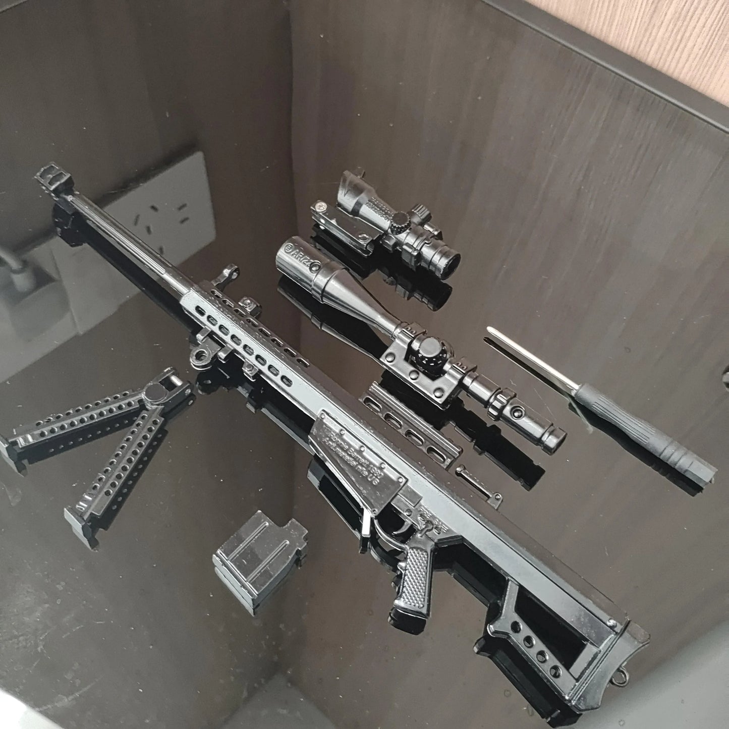 Alloy Mini 30CM AK47 Pistol 24cm Barrett Rifle Model PUBG Jedi Toy Gun Fidget Toy Desktop Ornament for Boy Adults Chrismas Gift