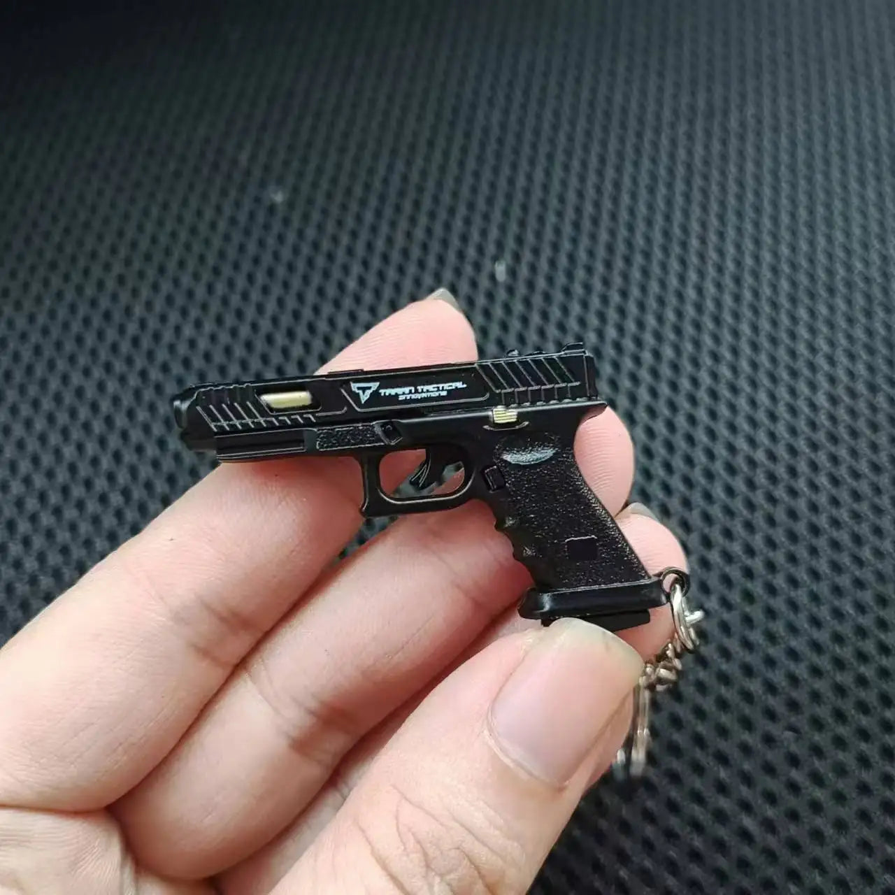 Miniature QBZ95 Rifle M1896 Pistol Model Alloy M7 G34 Toy Gun Keychain Bag Pendant Ornaments Children Toy Birthday Gift