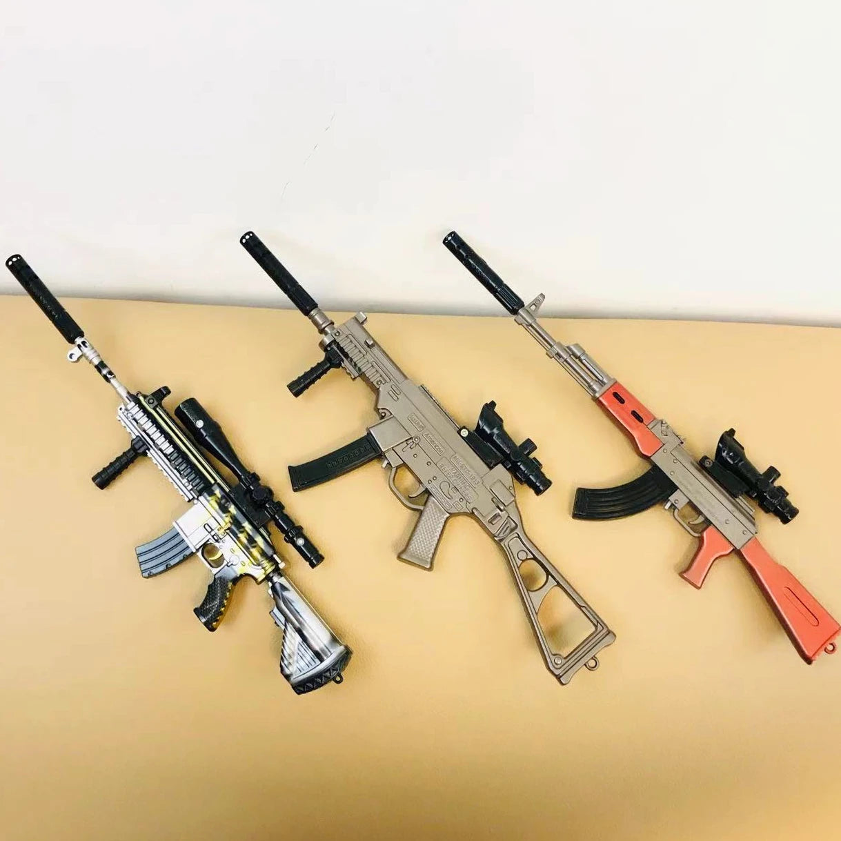 30CM Rifle Model Alloy Mini AK47 M416 Pistol PUBG Jedi Toy Gun Fidget Toy Desktop Ornament for Boy Adults Chrismas Gift