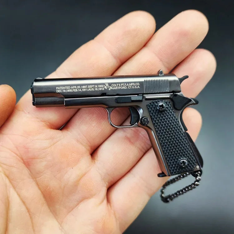 1:3 Alloy M1911 Pistol Model Miniature Detachable Toy Gun Keychain Backpack Pendant Decoration Gift For Boys Adult