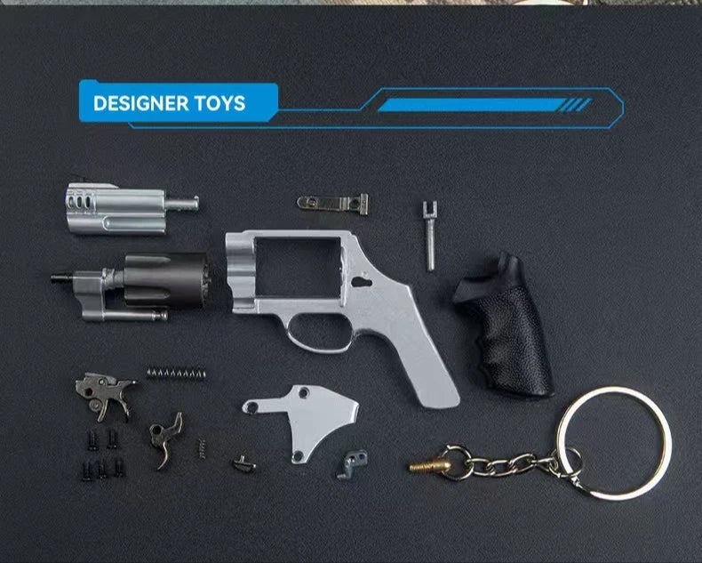 Detachable Revolver Pistol Model 1:3 Miniature Alloy Toy Gun Keychain Pendant Ornaments For Adult Boys Gift