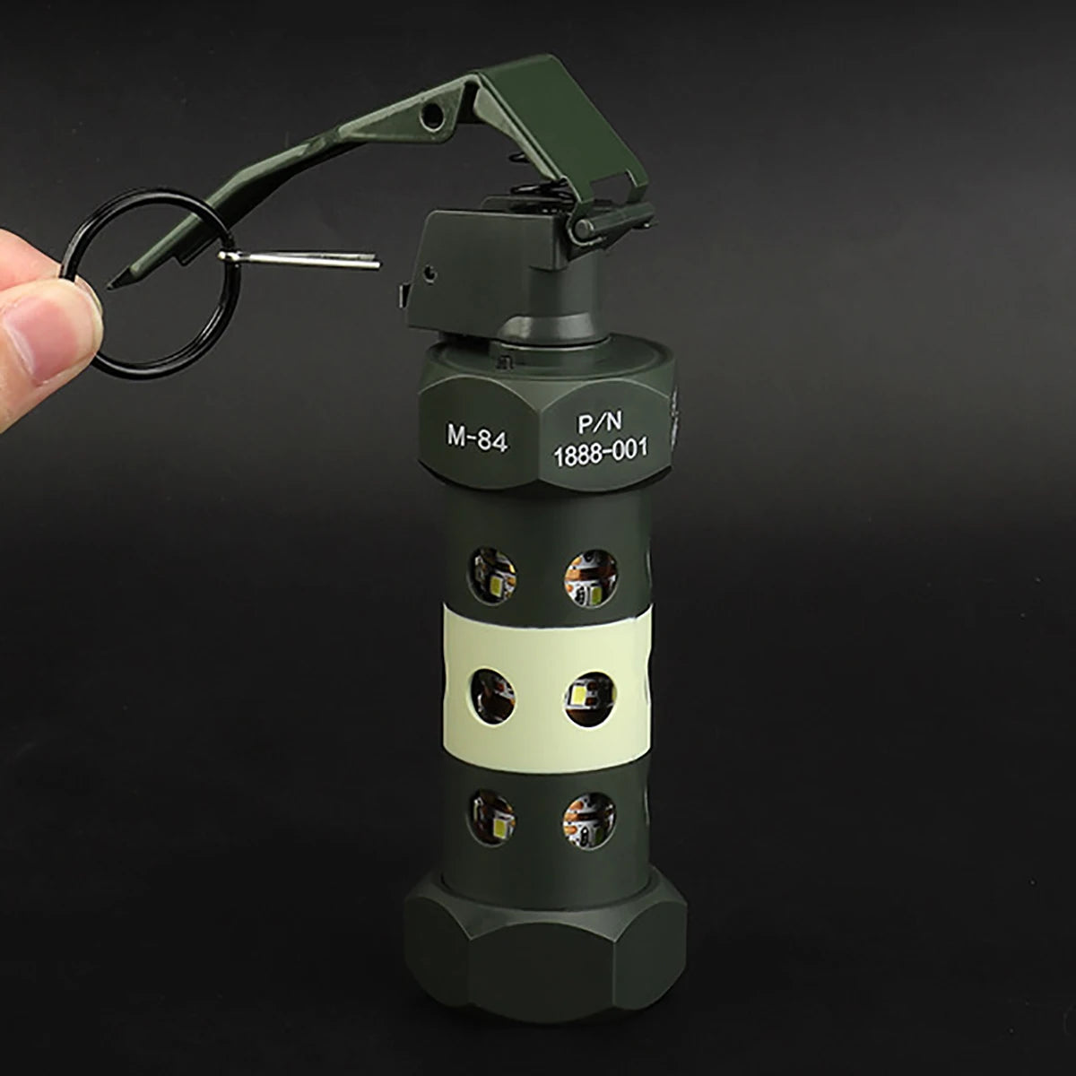 Tactical Camping Light M84 Fake Grenade Flash Explosion Outdoor LED Light Military Lovers Airsoft Grenade Flash Bomb Model