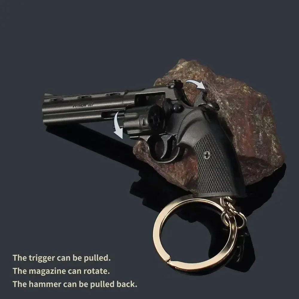 1:3 Mini Revolver Pistol G17 Desert Eagle Model Detachable Alloy Toy Gun Keychain Pendant Ornaments For Adult Boys Gift