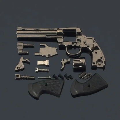 1:3 Miniature Revolver G34 Pistol Model Alloy Detachable G17 Toy Gun  Keychain Pendant Ornaments Children Toy